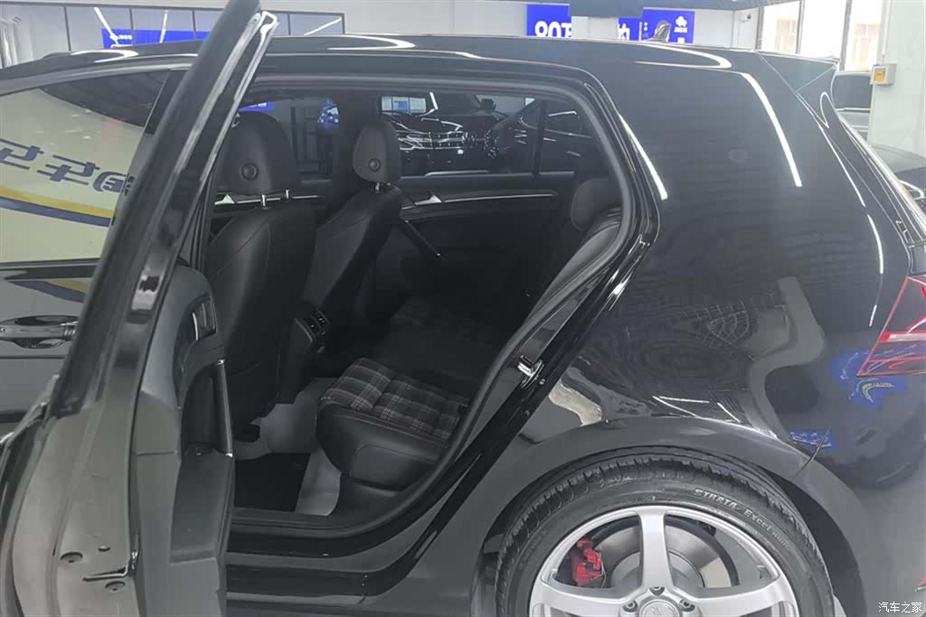 Volkswagen Golf, 2019 11