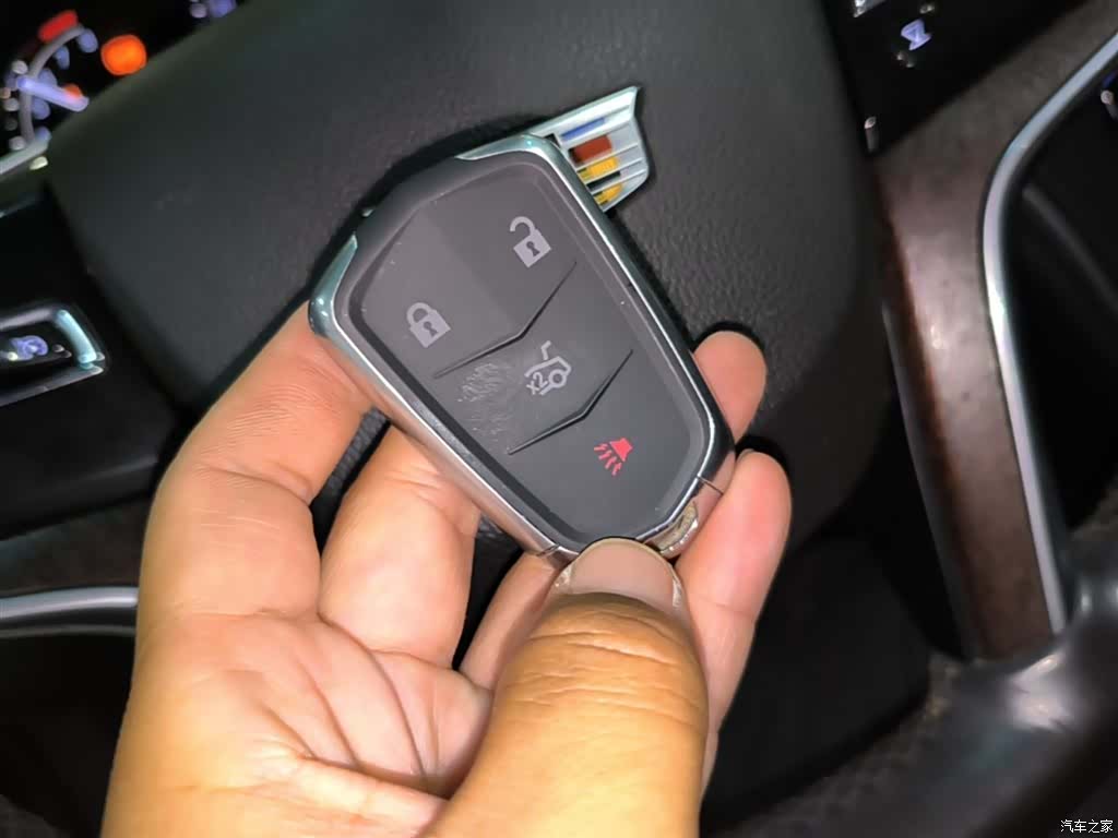 Cadillac XTS, 2018 9