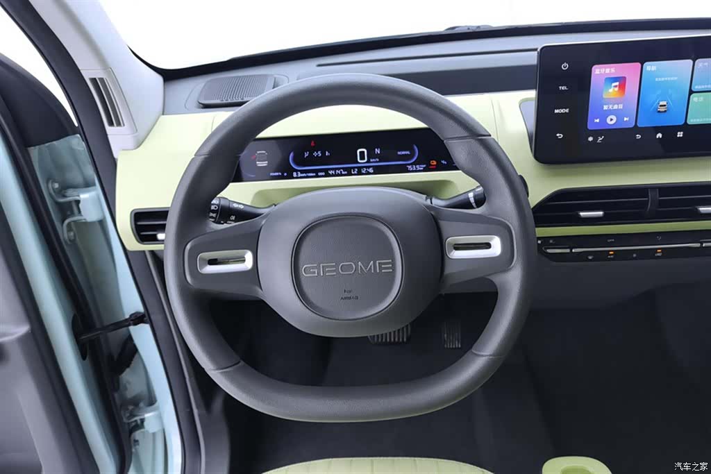 Geely Panda, 2024 15