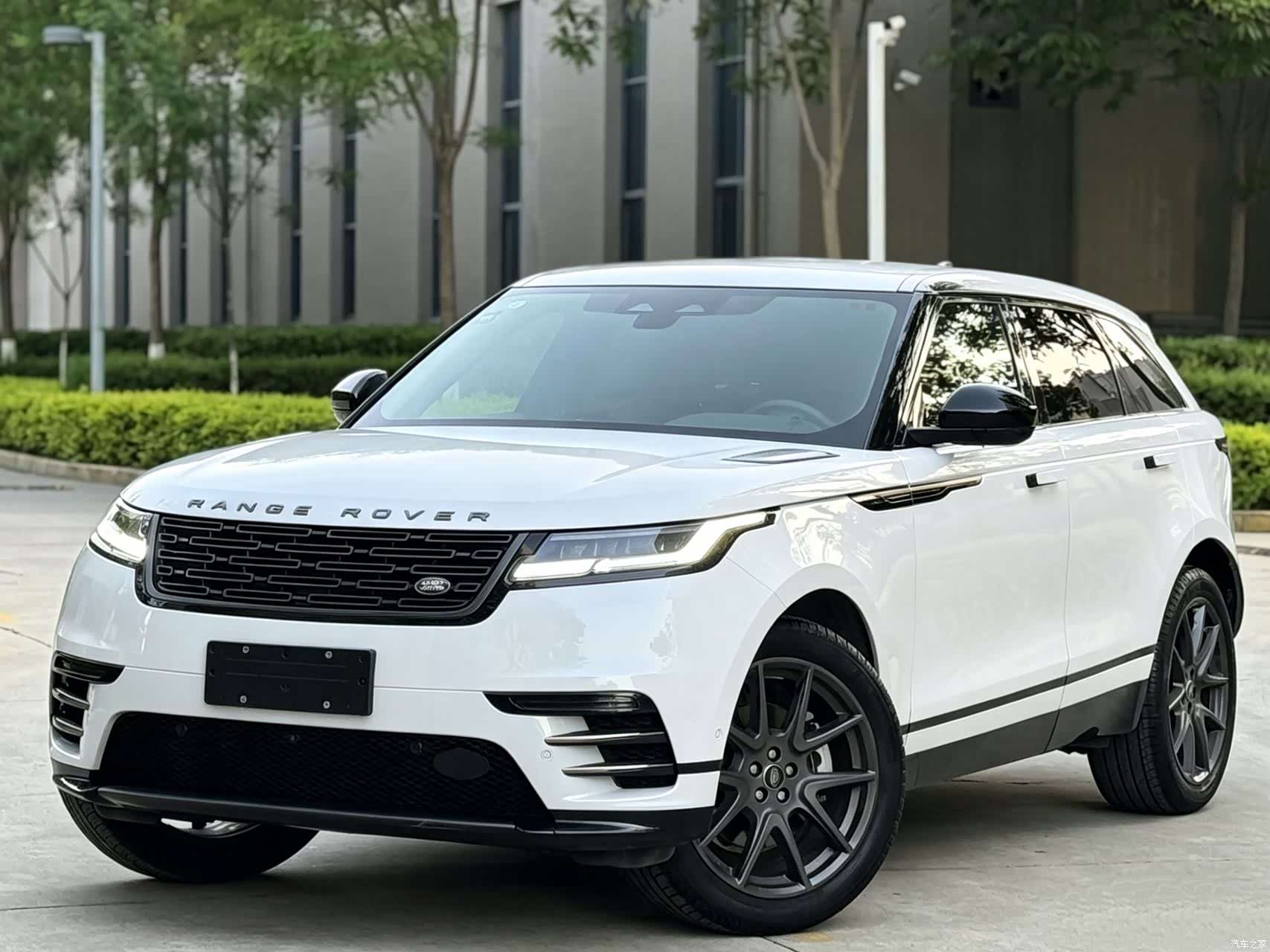 Land Rover Range Rover, 2025 1