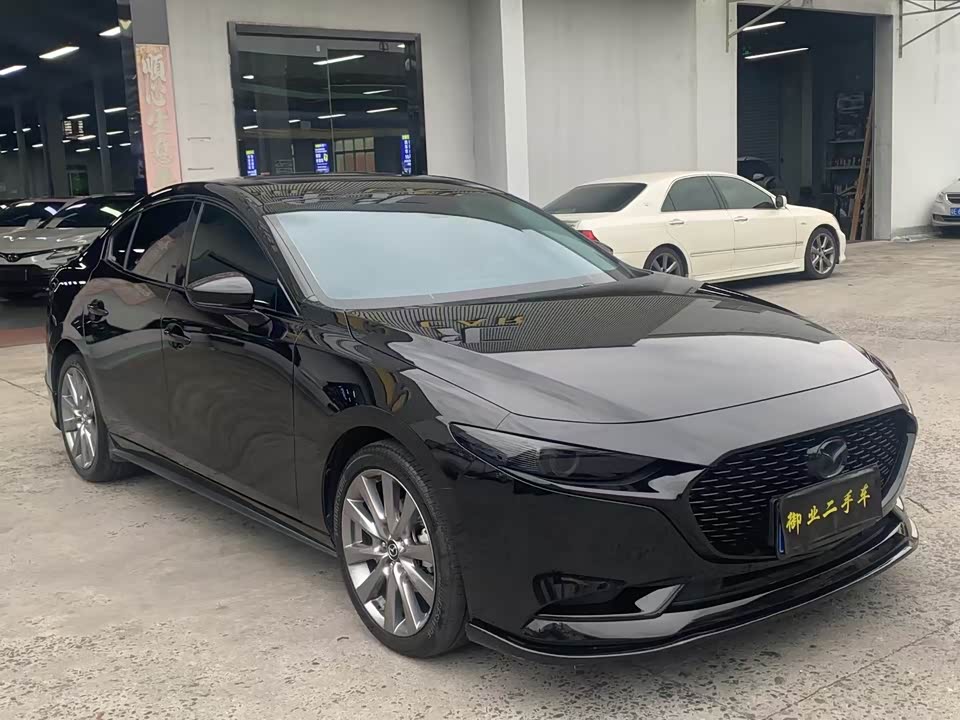 Mazda 3 Angkesaila
