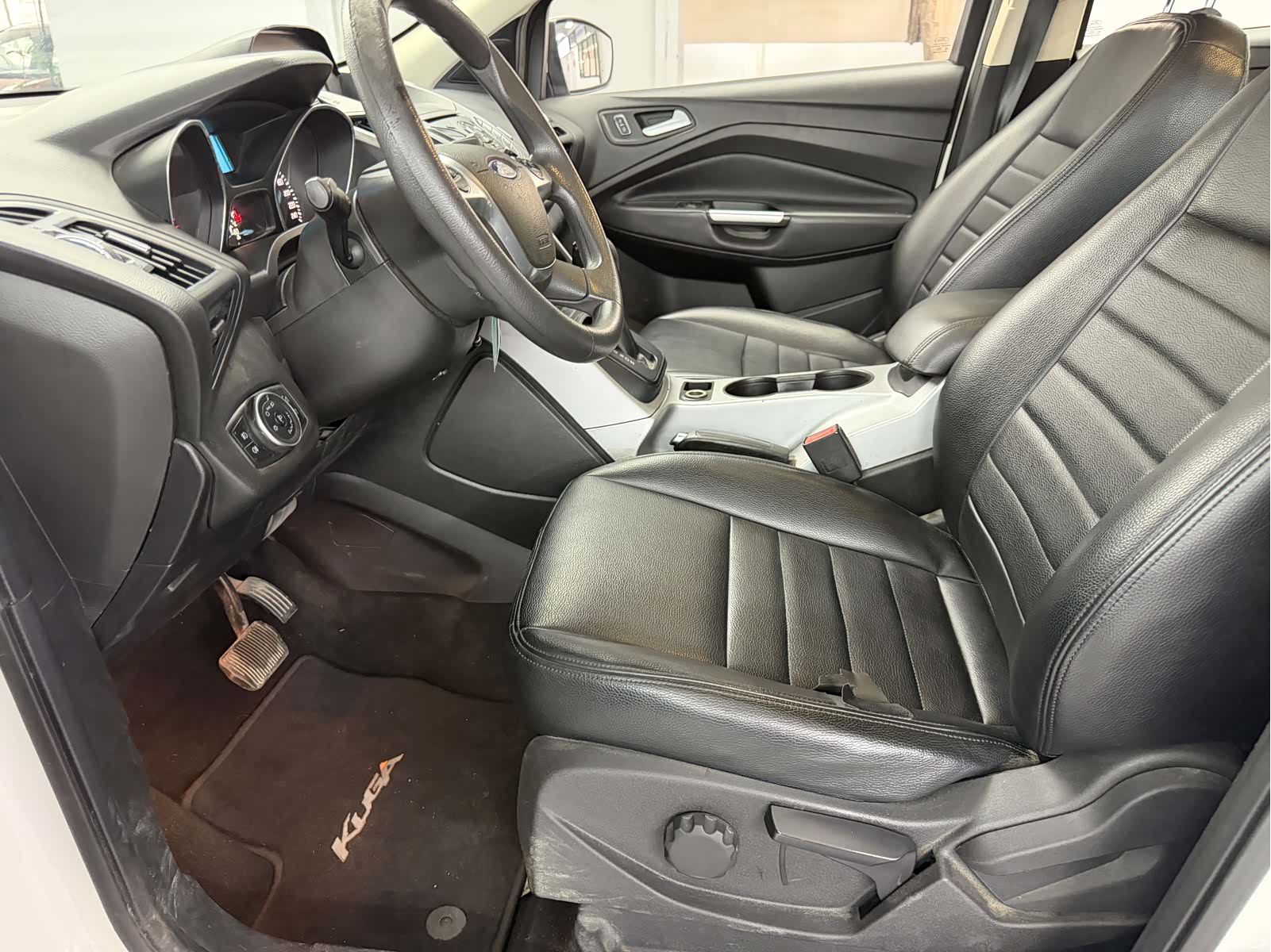 Ford Kuga, 2015 все фото