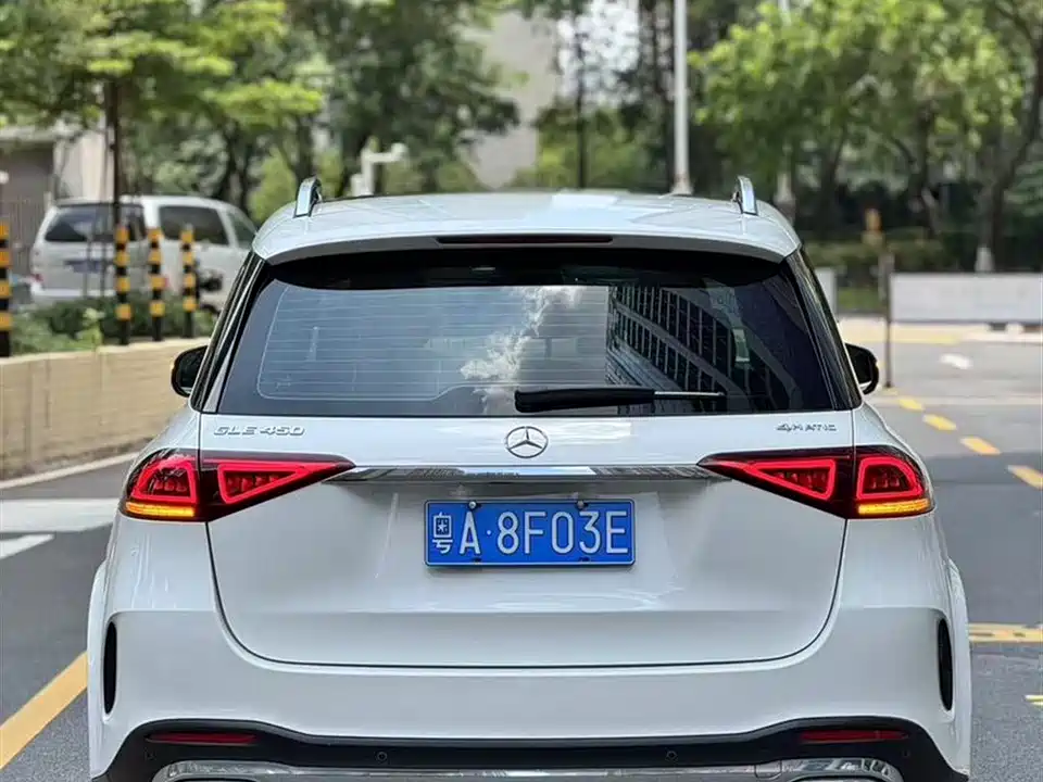 Mercedes-Benz GLE Mercedes-Benz GLE
