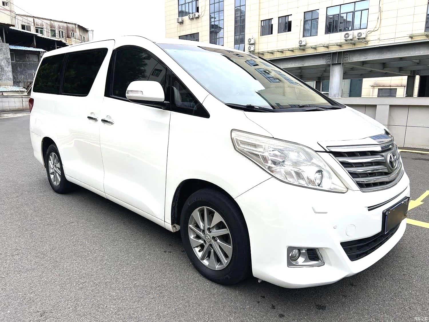Toyota Alphard, 2012 2