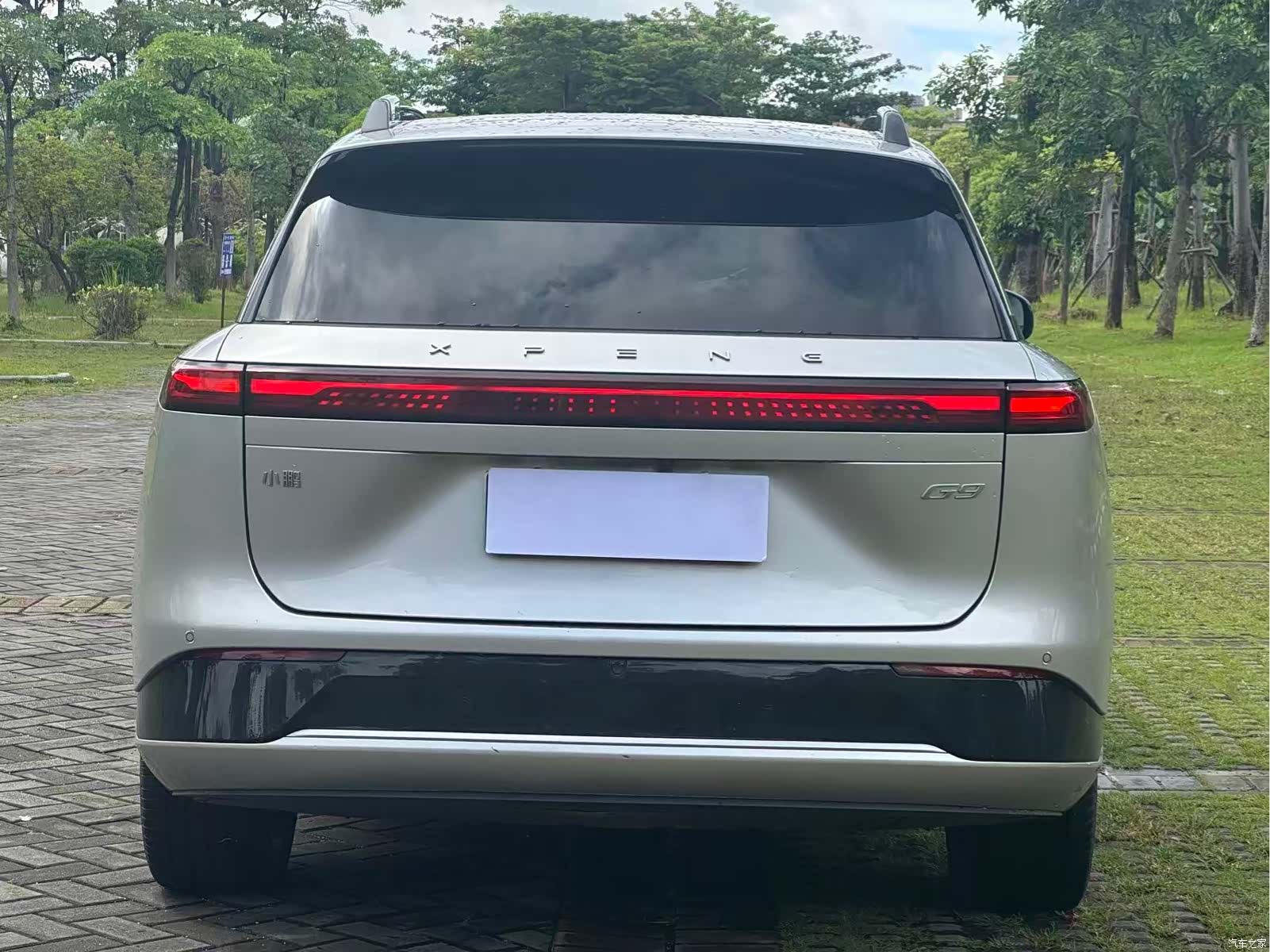 Xpeng G9, 2023 10