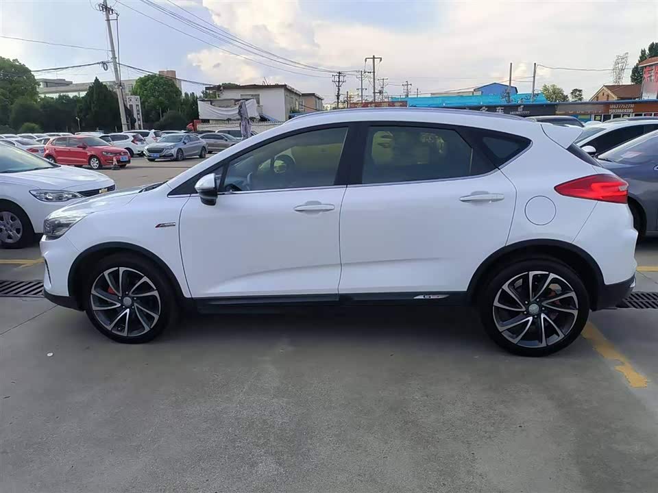 Geely Emgrand GS