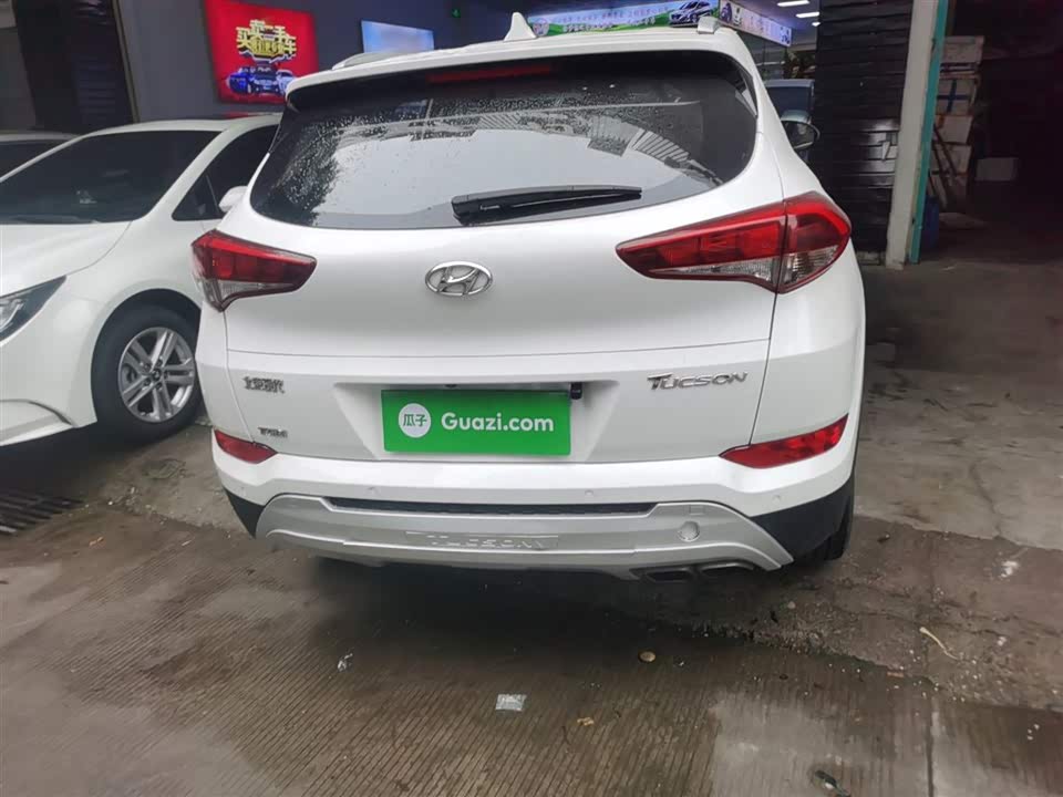 Hyundai Tucson