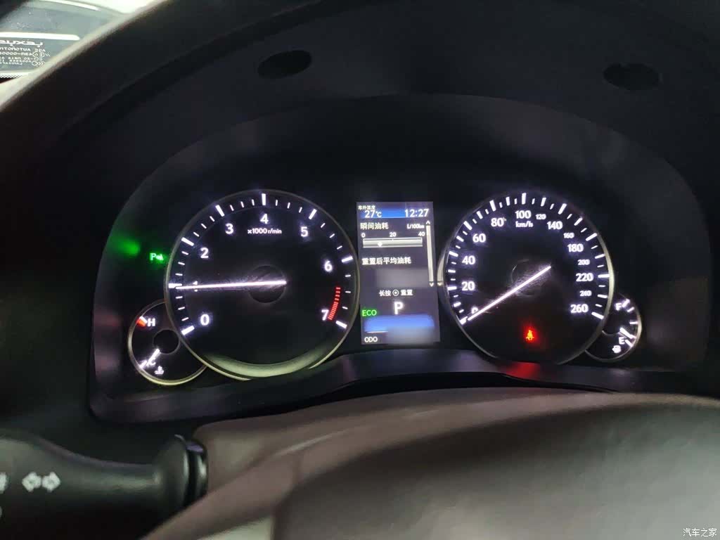 Lexus ES, 2016 4