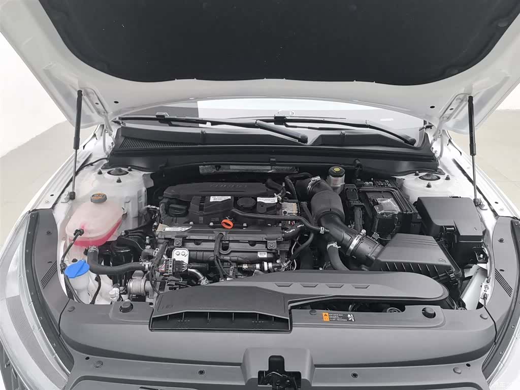 Kia K5, 2023 6