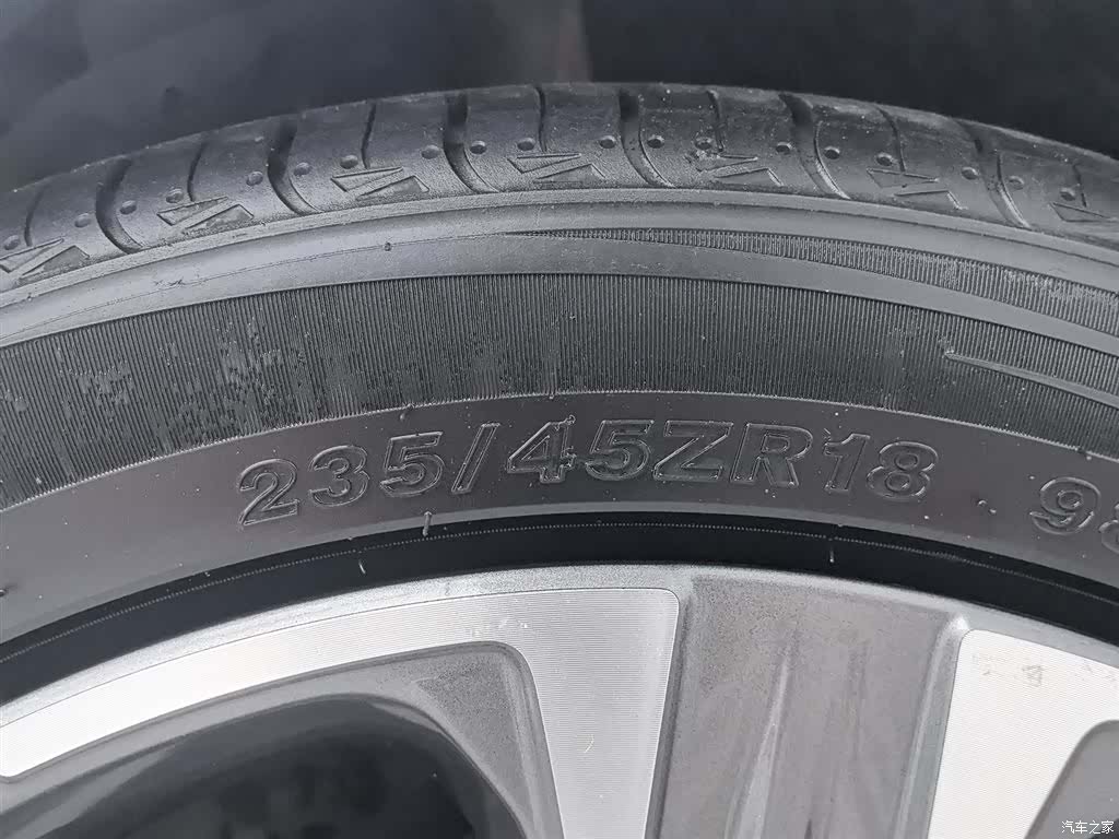Kia K5, 2023 24