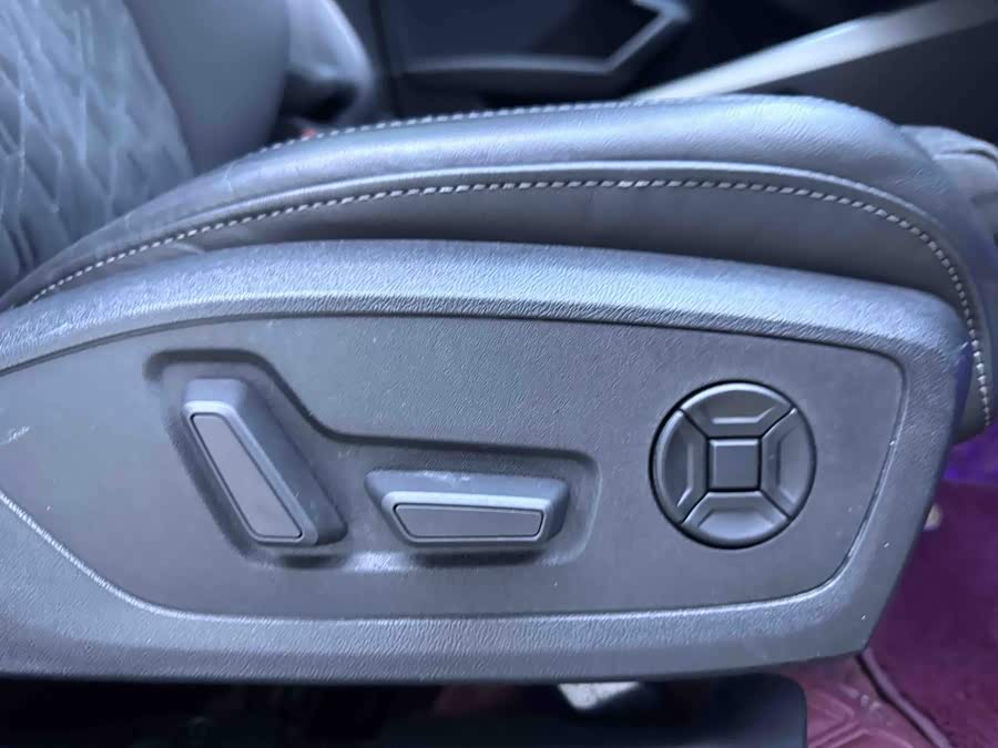 Audi A3 2023, фото 19