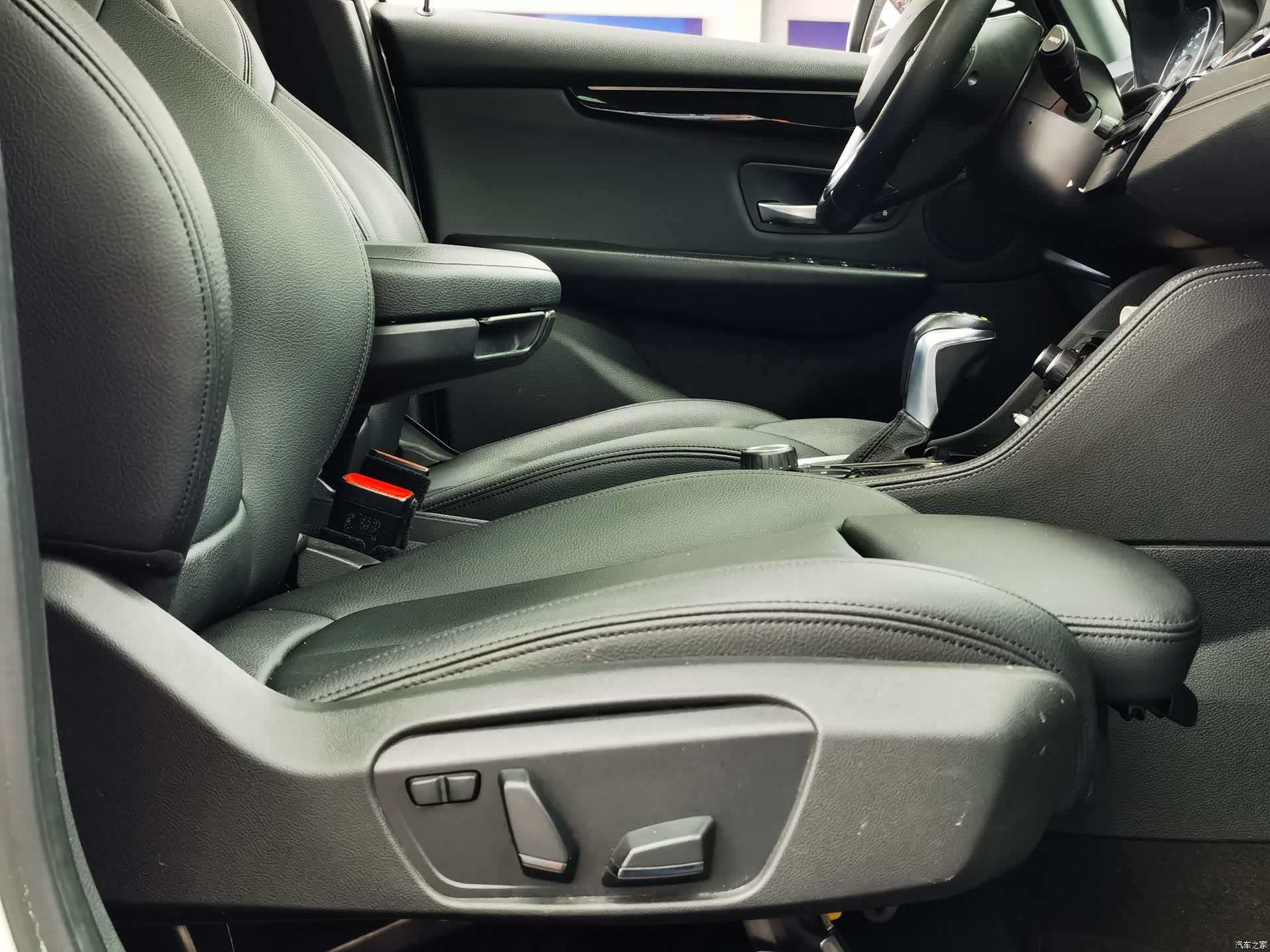 BMW 2 Series, 2017 19