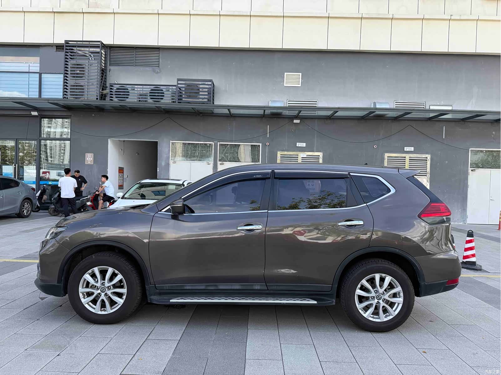 Nissan X-Trail, 2017 4