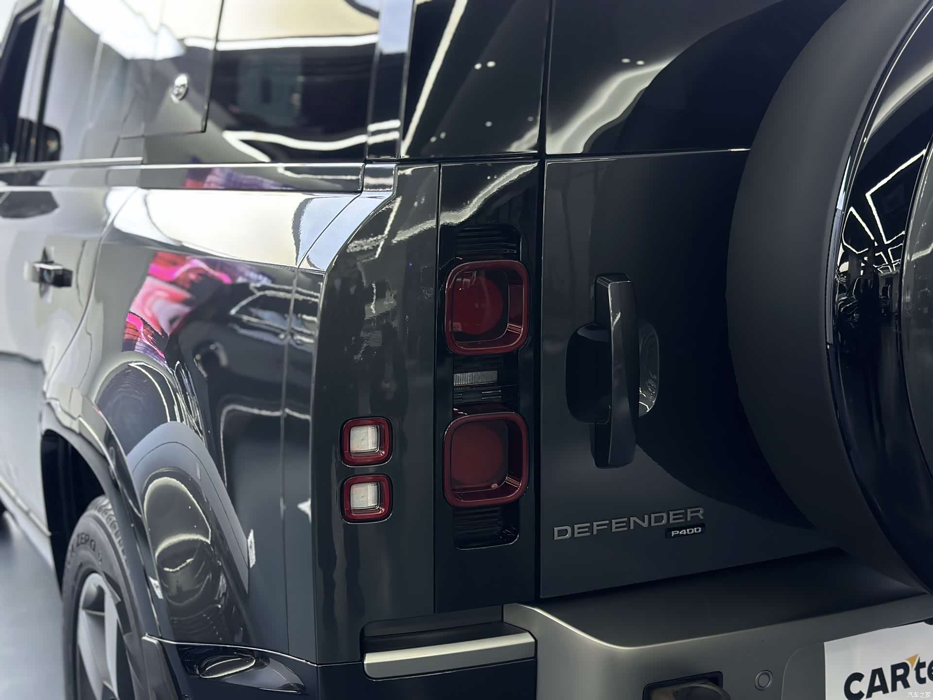 Land Rover Defender, 2023 26