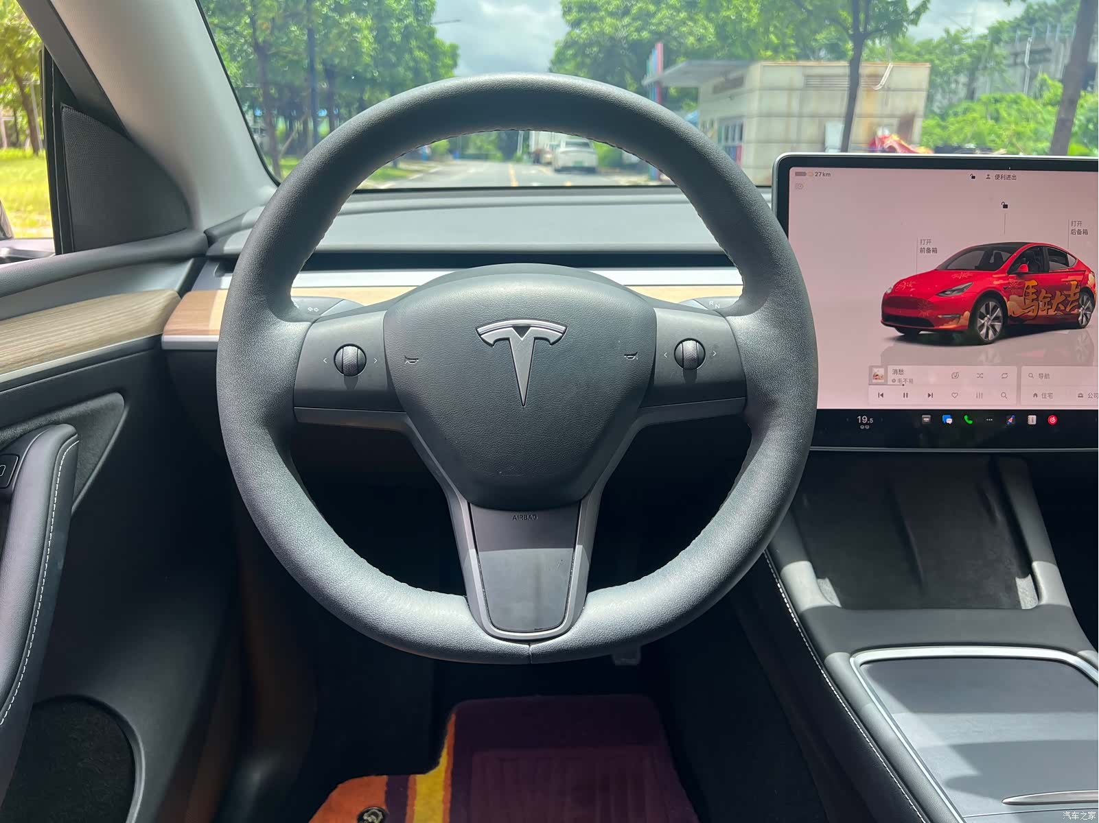 Tesla Model Y, 2022 4