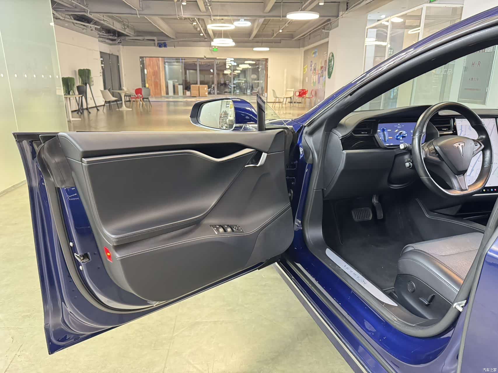 Tesla Model S, 2019 8