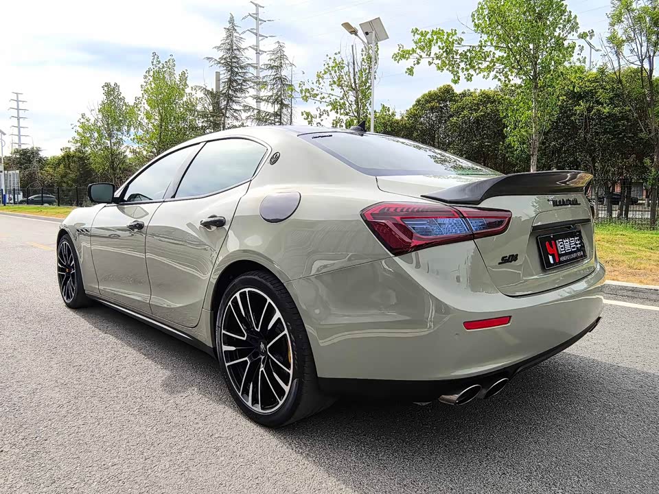 Maserati Ghibli Maserati Ghibli