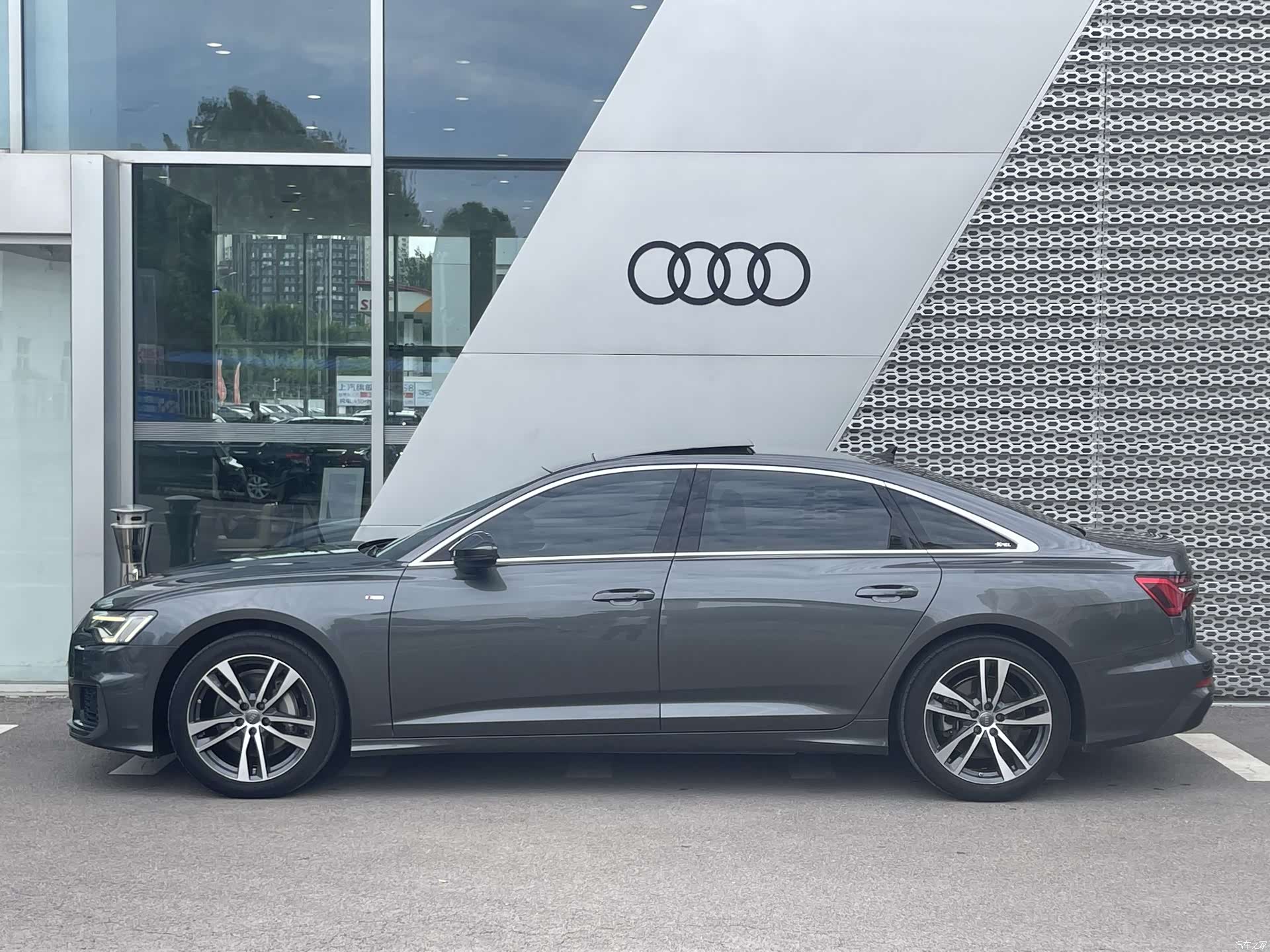 Audi A6L, 2021 8