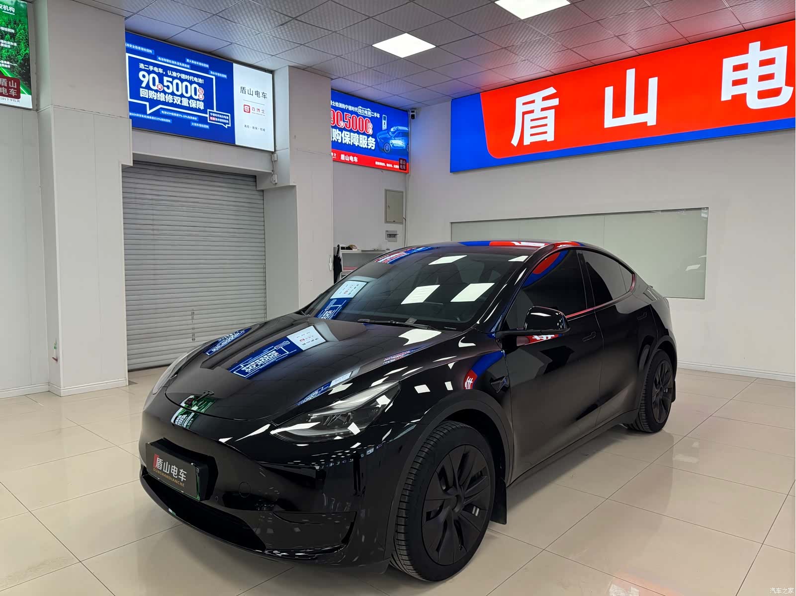 Tesla Model Y, 2022 1