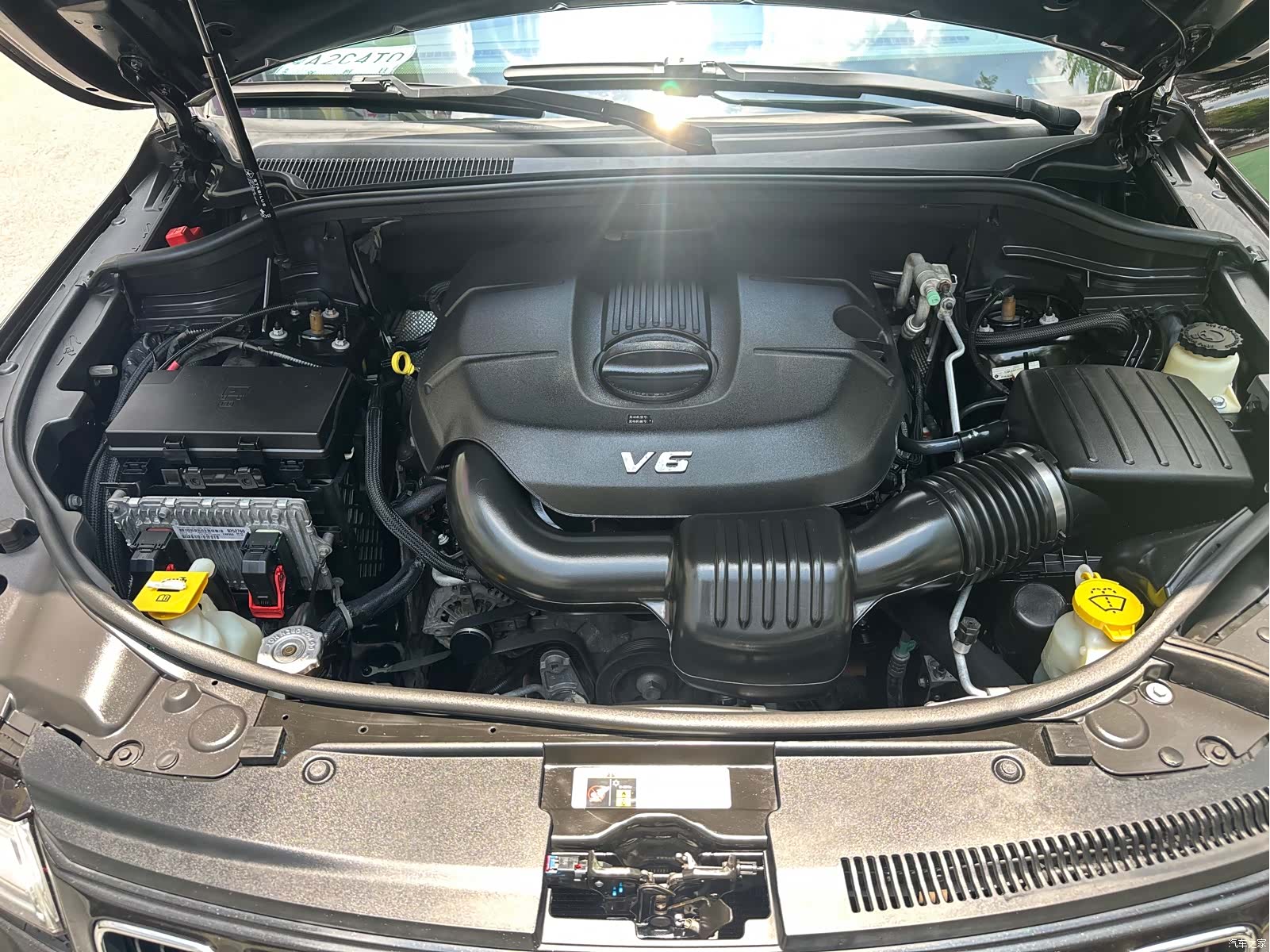 Jeep Grand Cherokee, 2015 16