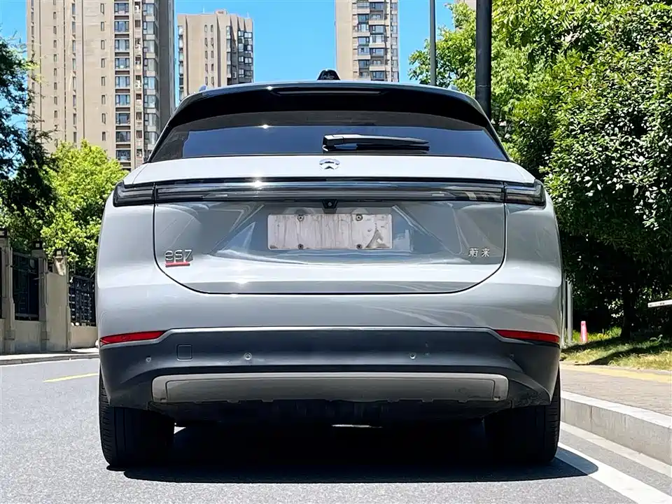 NIO ES7