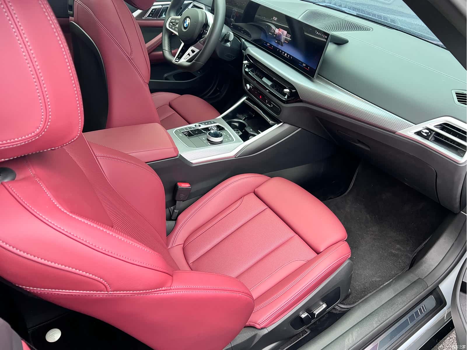 BMW 4 Series, 2025 13