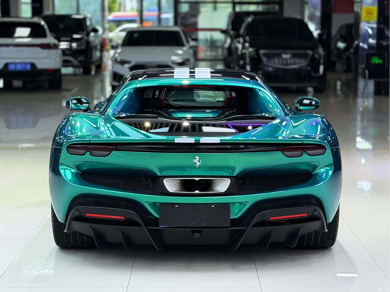 Ferrari 296, 2023 10