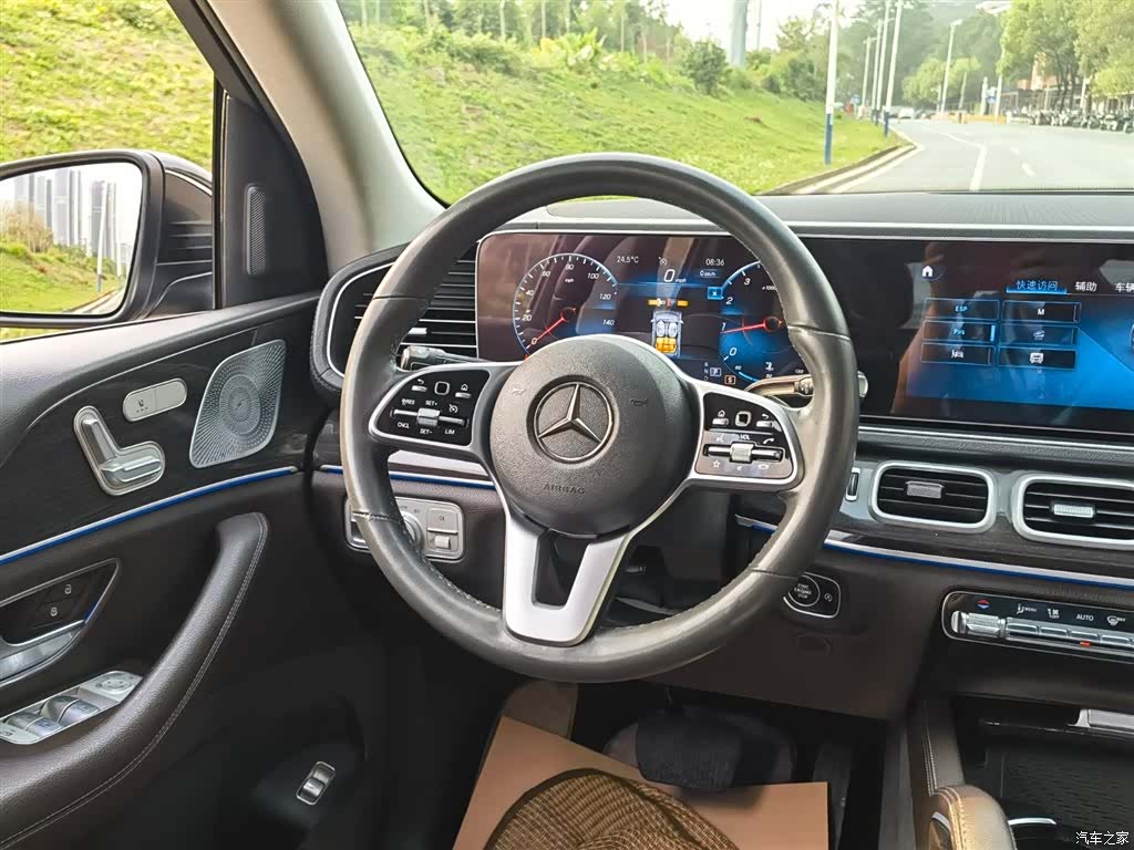 Mercedes-Benz GLE, 2020 12
