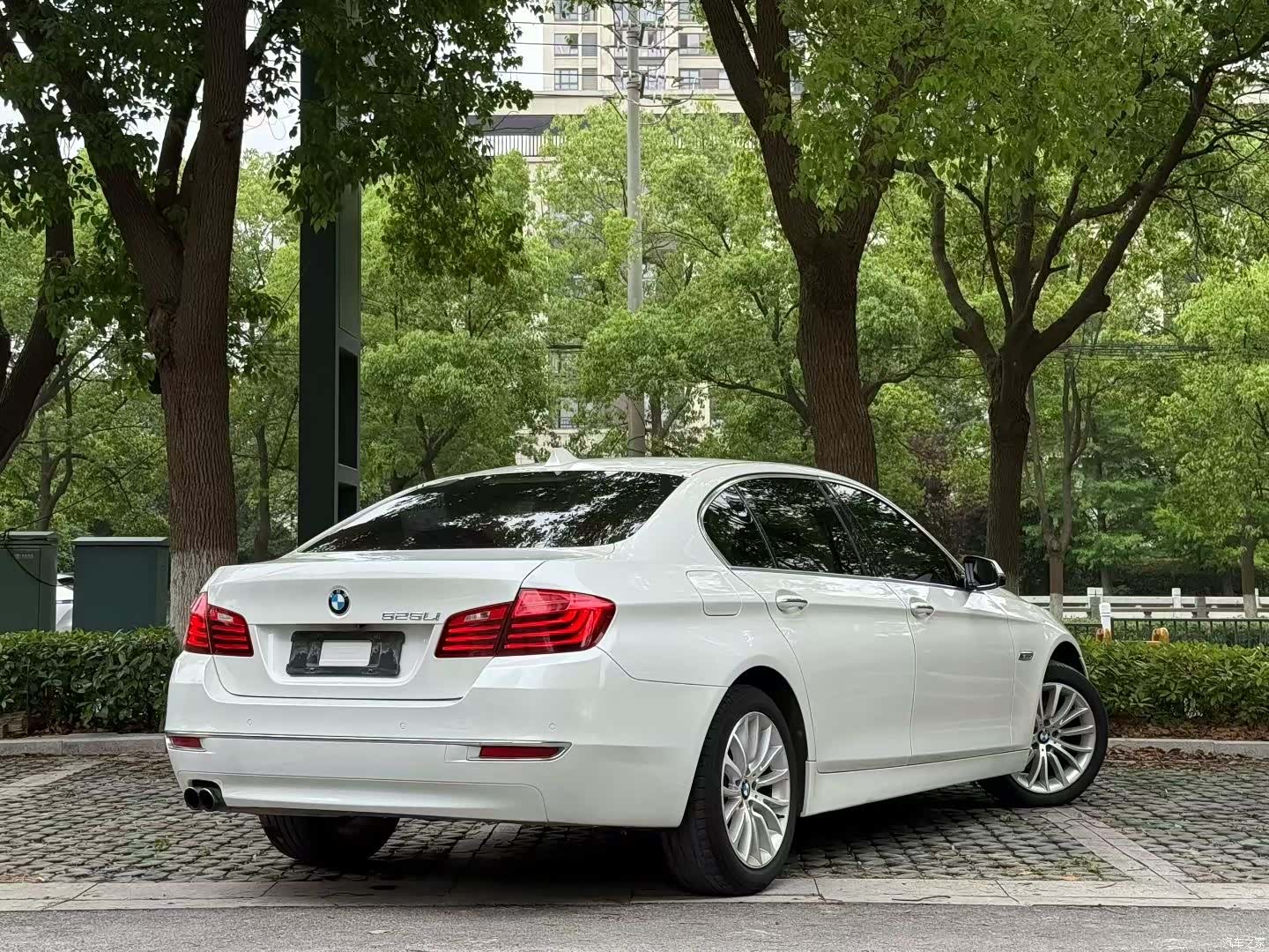 BMW 5 Series, 2014 9