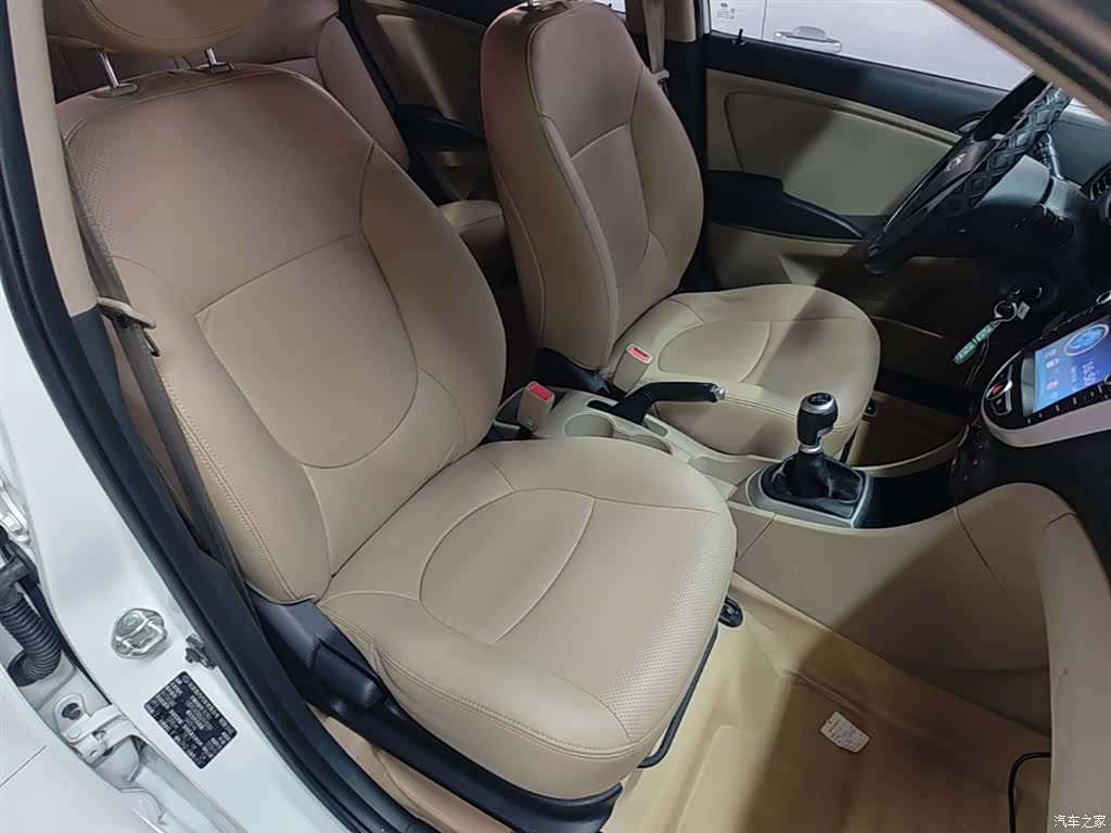 Hyundai GLS, 2016 25