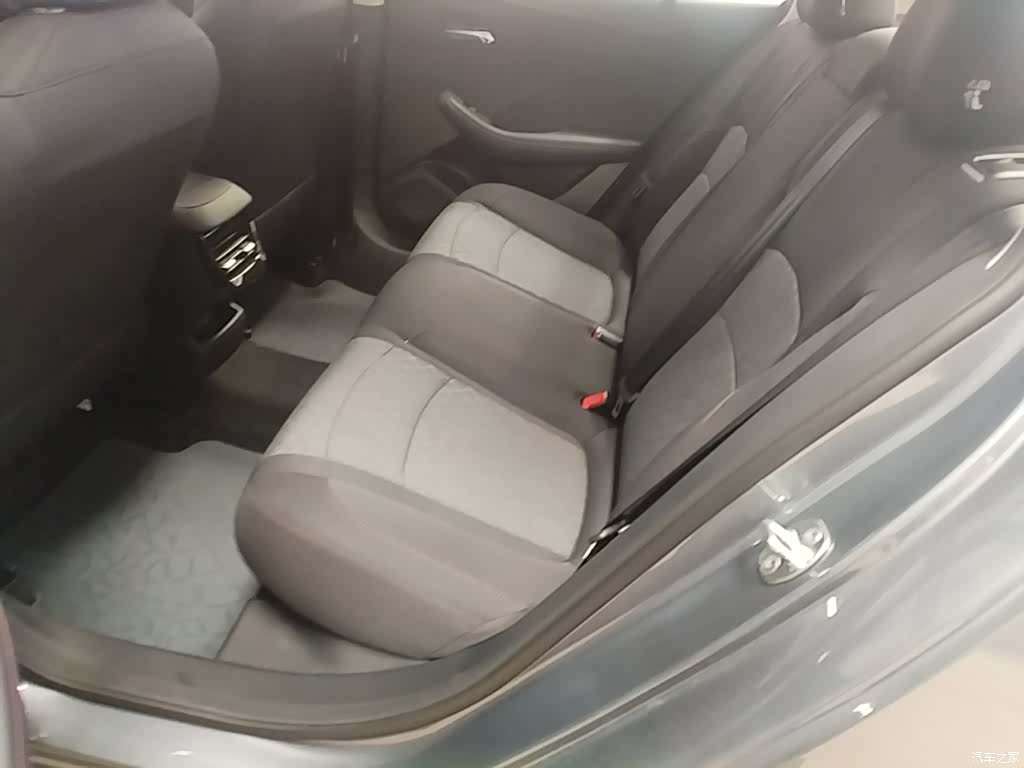 Roewe i5, 2026 17