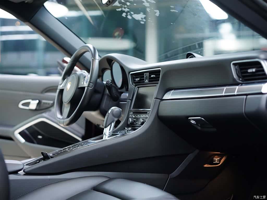 Porsche 911, 2017 39