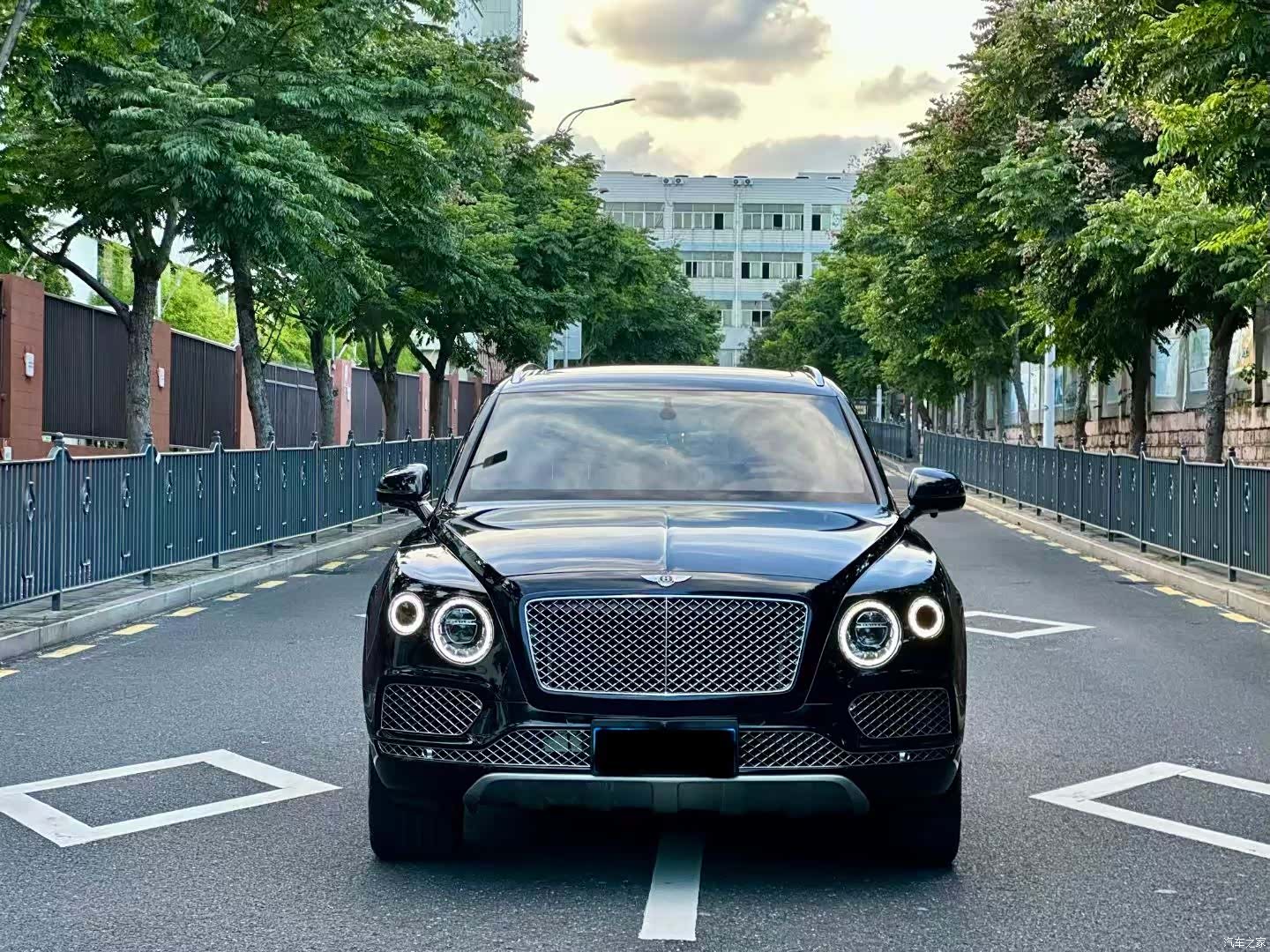 Bentley Bentayga, 2019 2