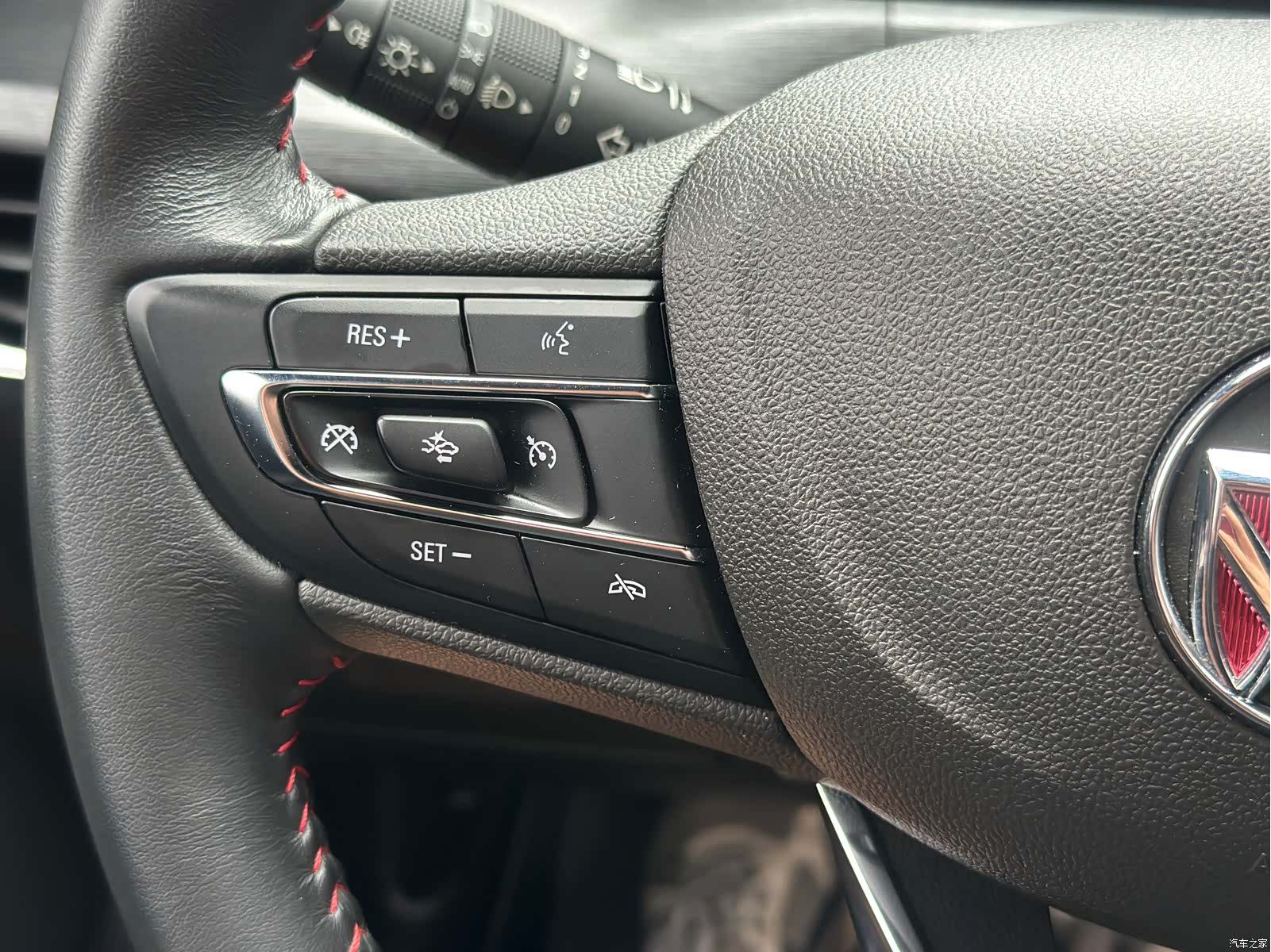Buick Verano, 2023 13