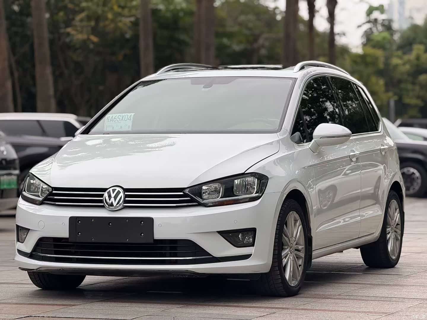 Volkswagen Golf, 2016 1