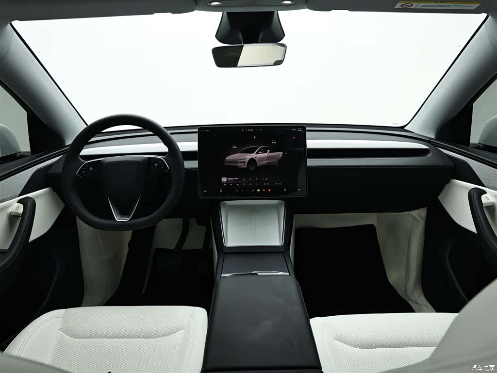 Tesla Model Y, 2025 14