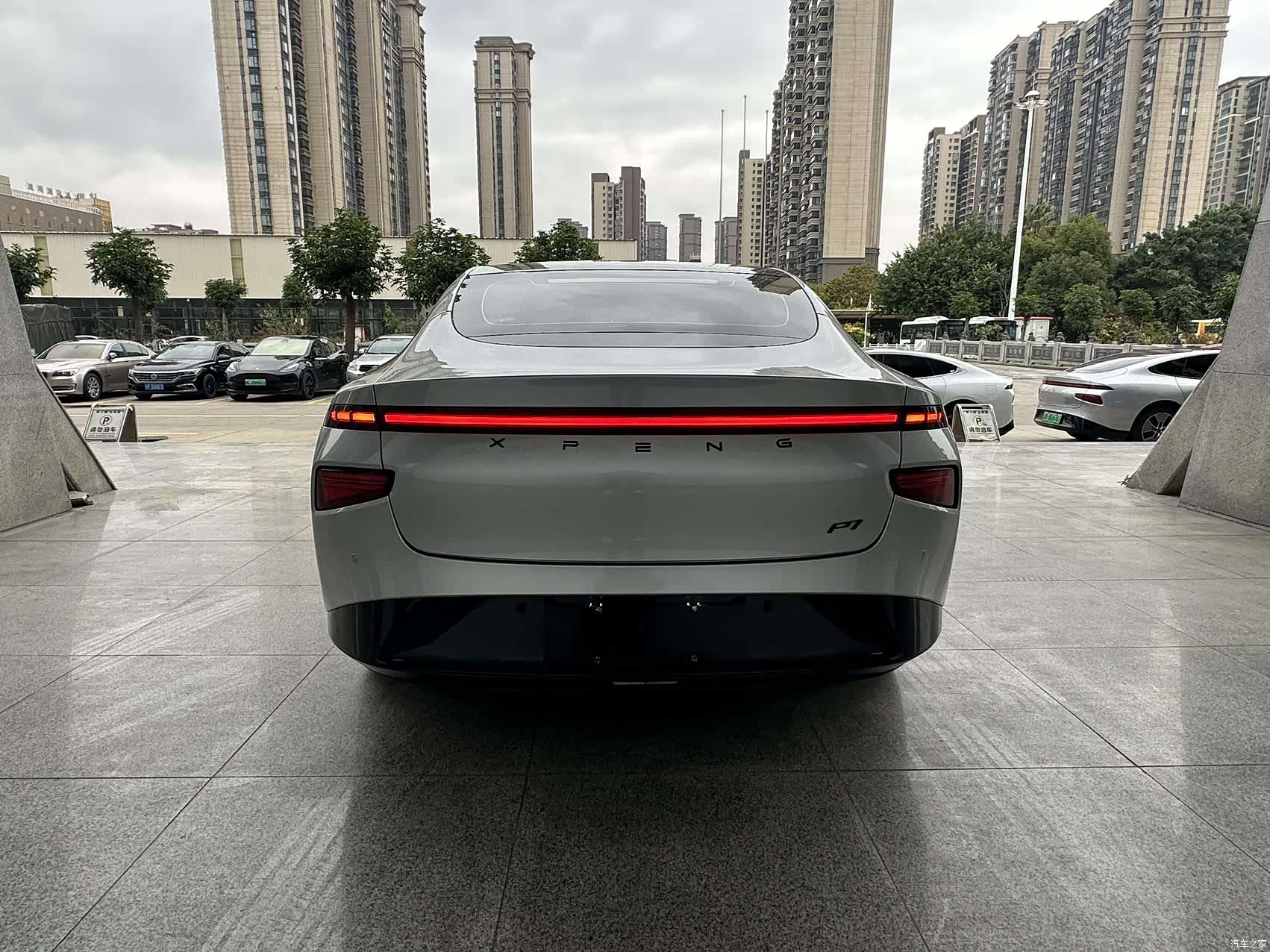 Xpeng P7, 2020 8