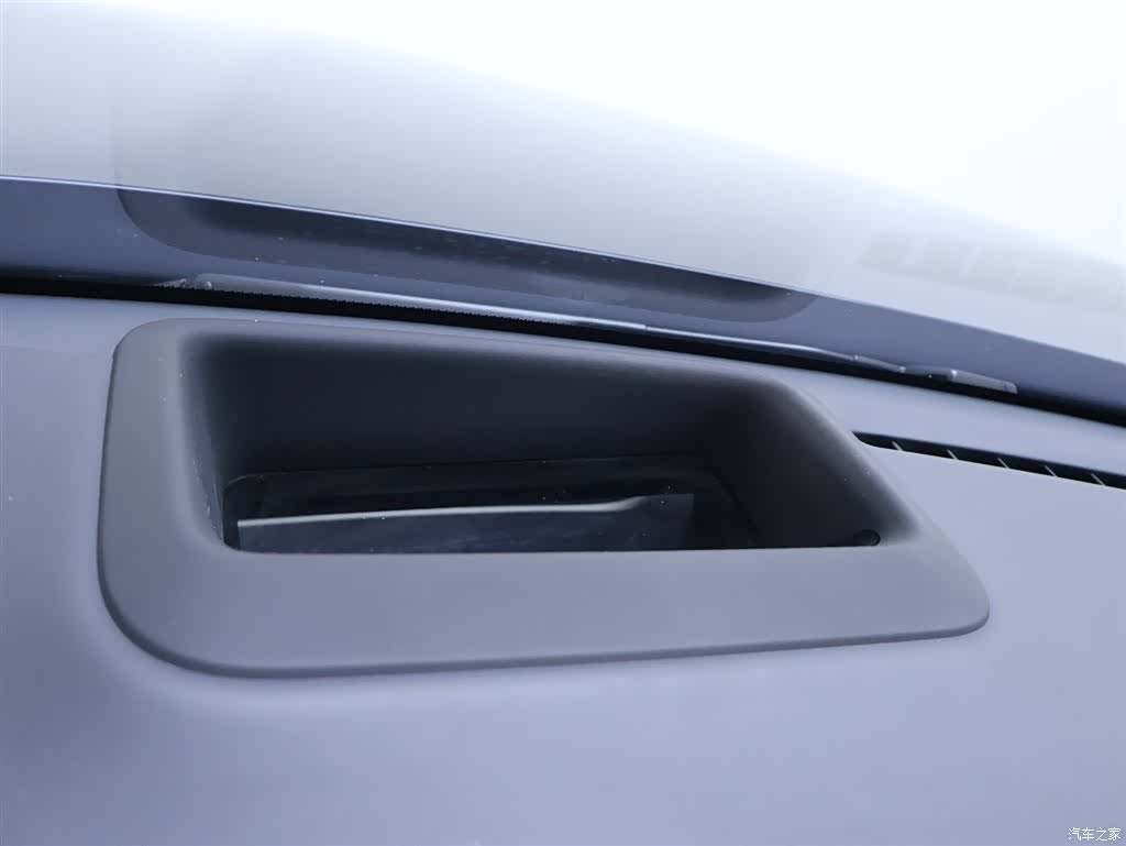 Li Auto L8, 2024 25