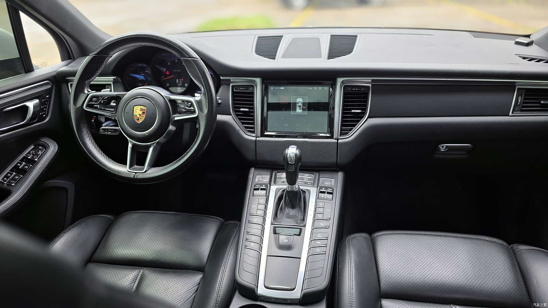Porsche Macan, 2018 9