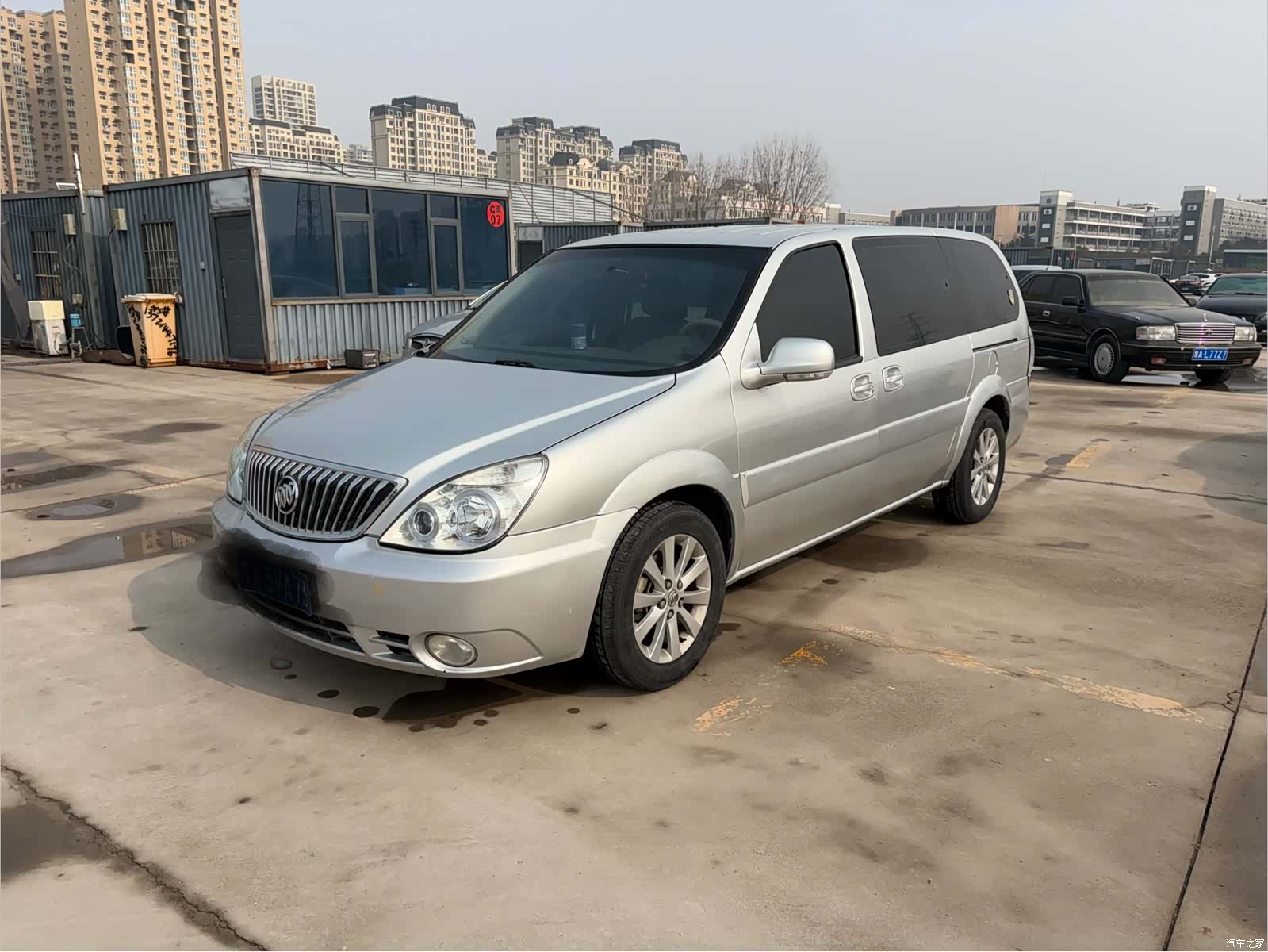 Buick GL8, 2015 3