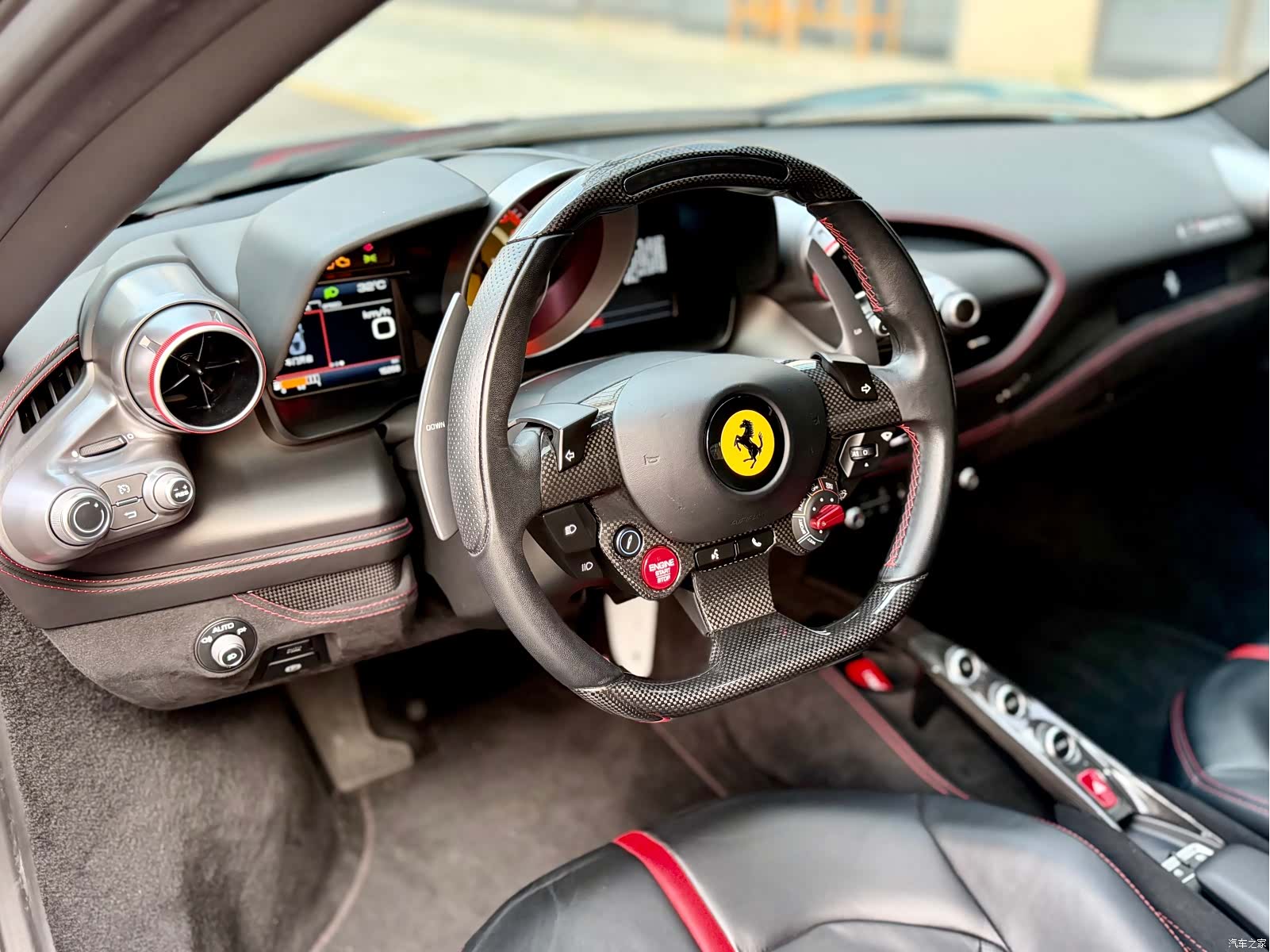 Ferrari F8, 2021 18