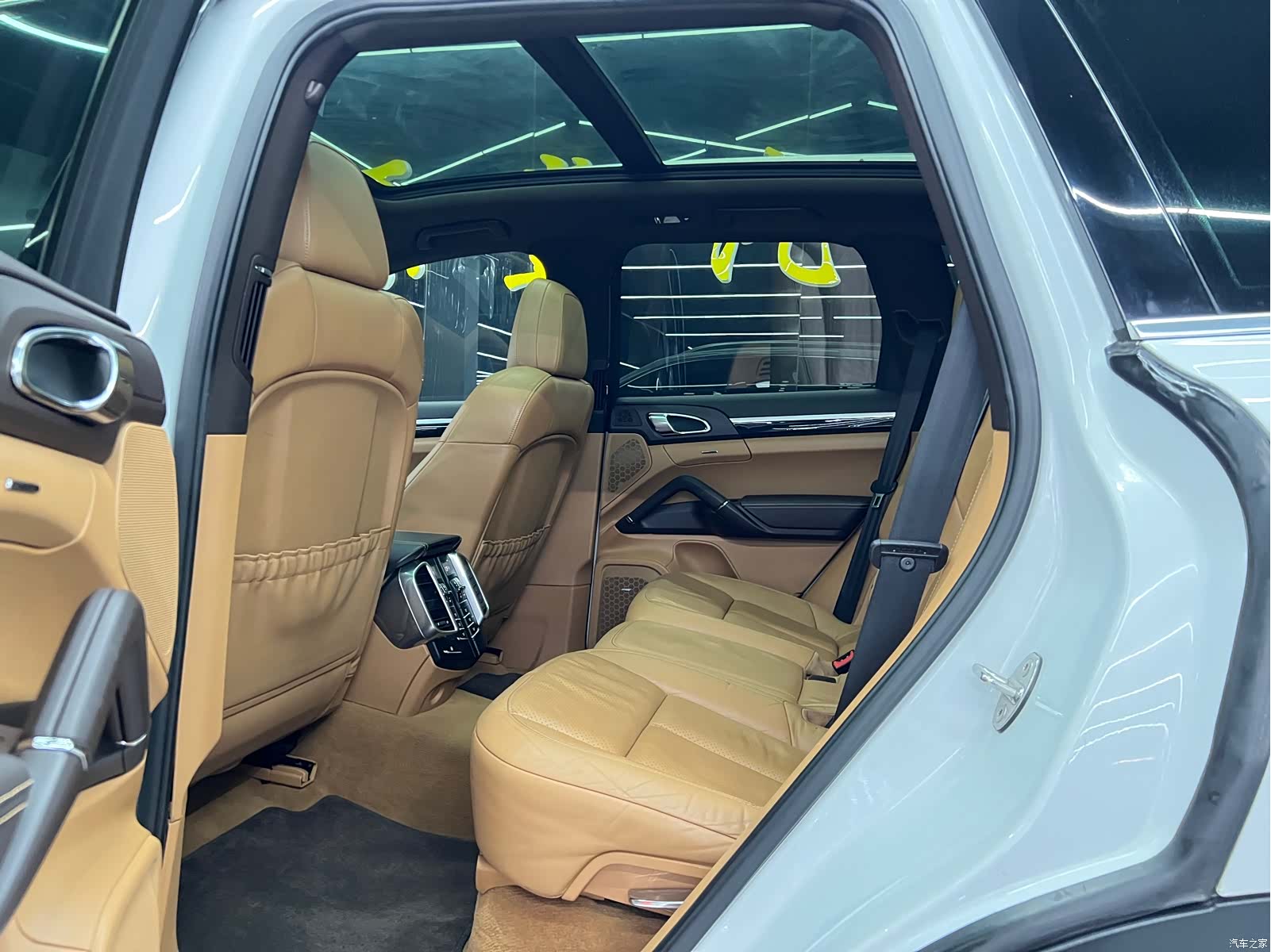 Porsche Cayenne, 2012 10