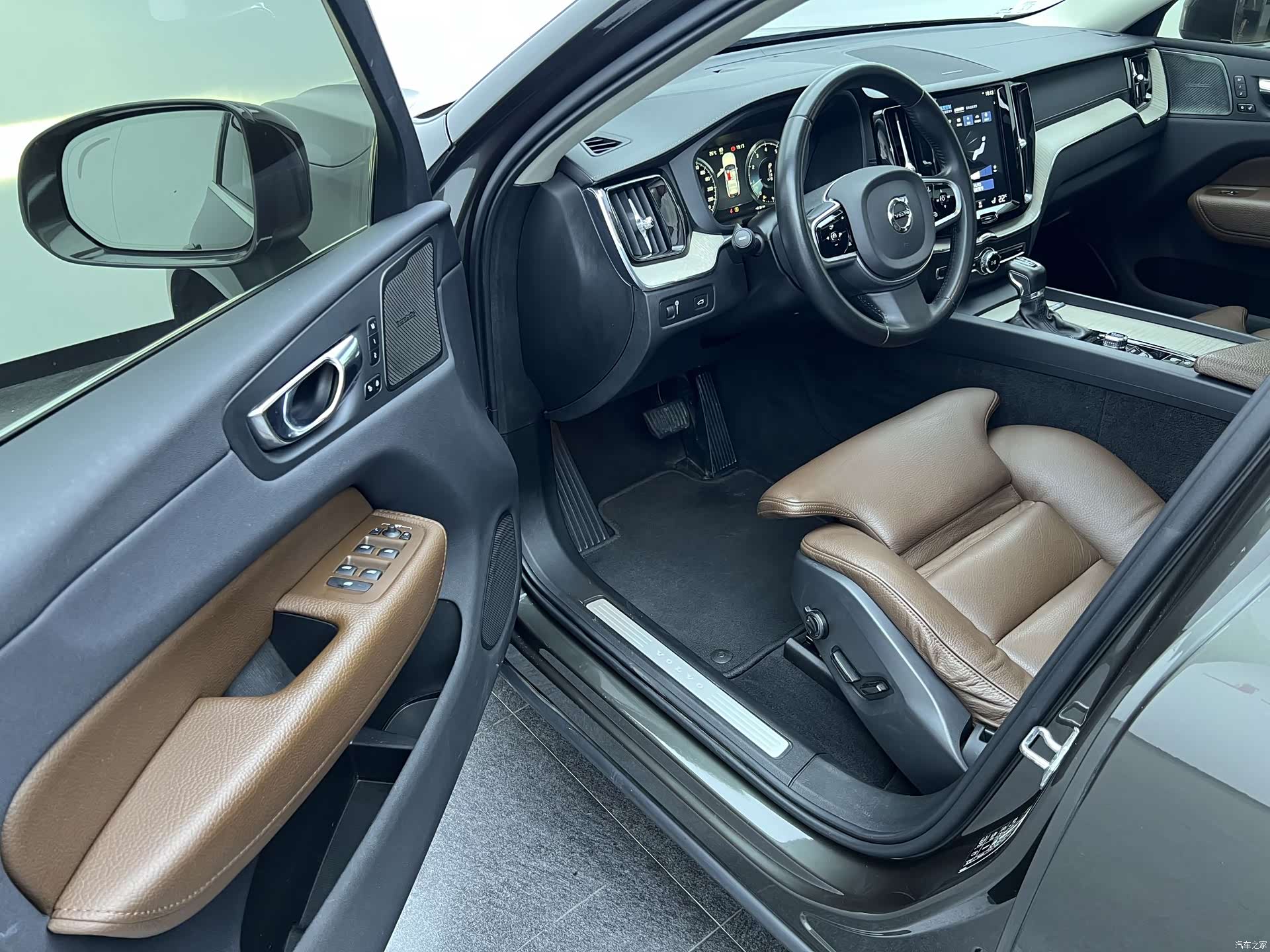 Volvo XC60, 2019 9