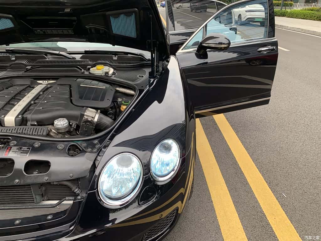 Bentley Flying Spur, 2013 20