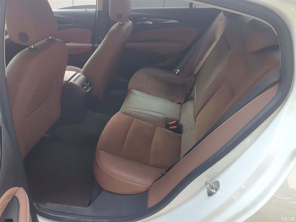 Buick Regal, 2018 17
