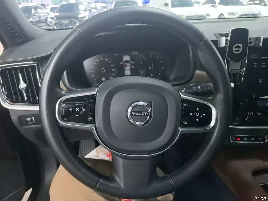 Volvo S90, 2021 11