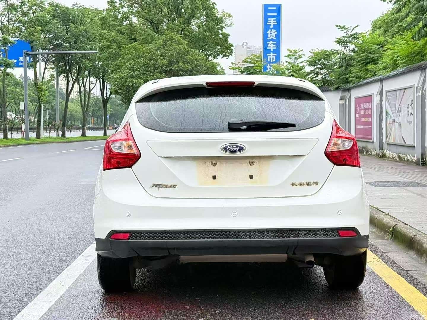 Ford Focus, 2014 8