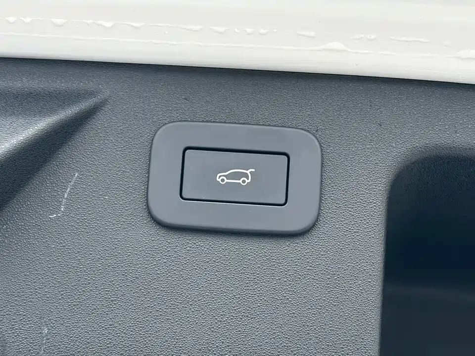 Land Rover Discover sports