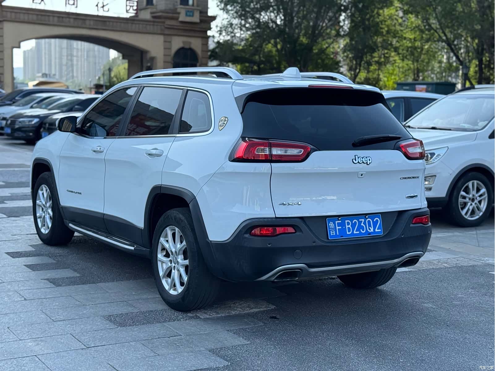 Jeep Cherokee, 2016 2