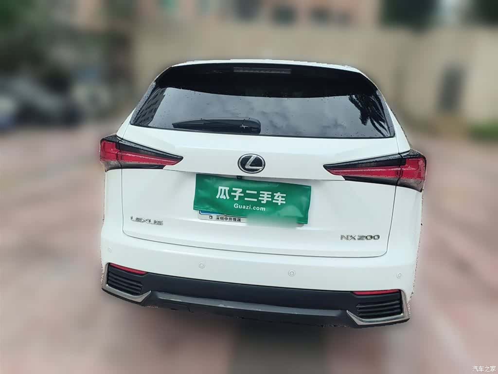 Lexus NX, 2020 3